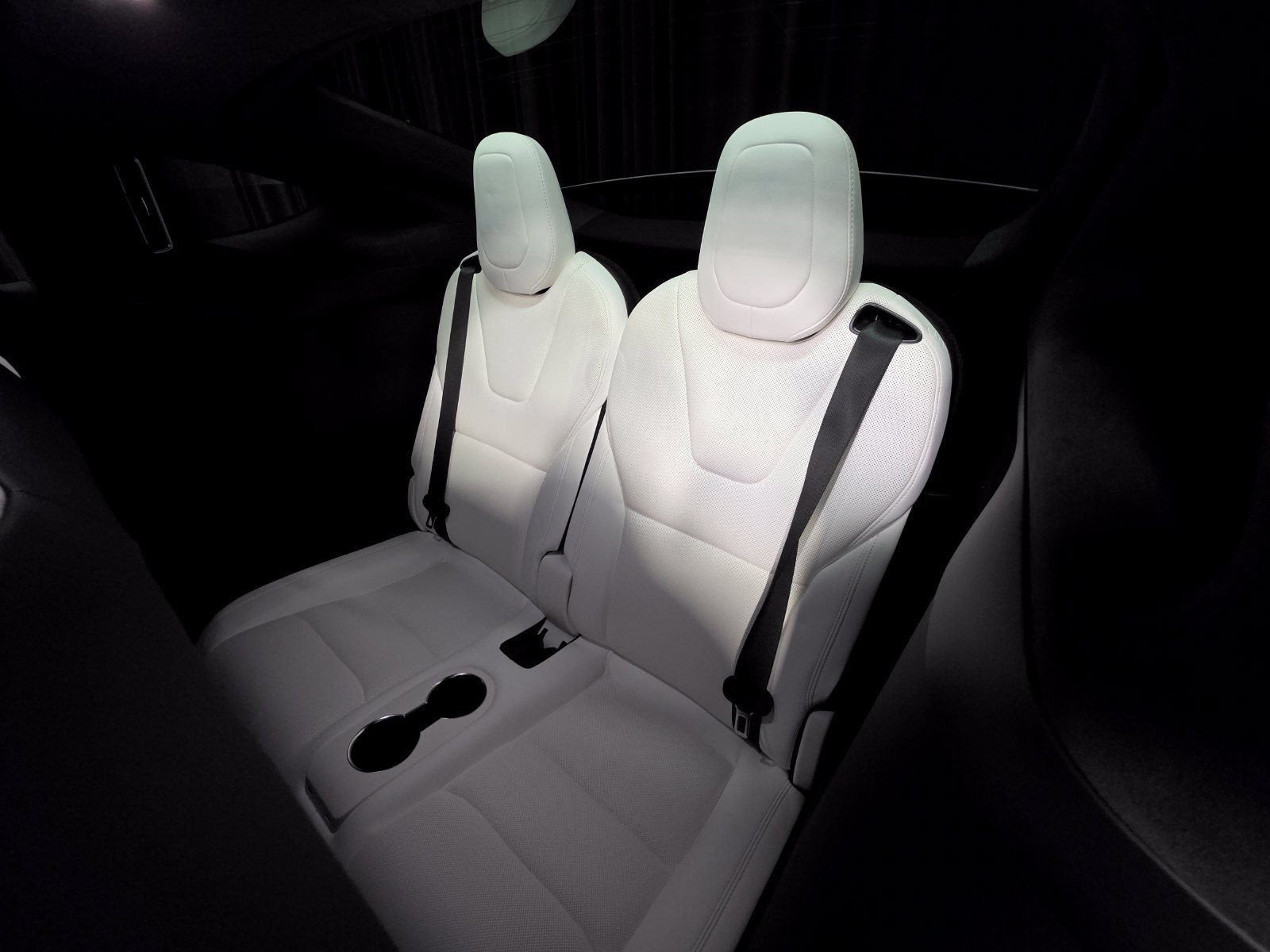 Used 2023 Tesla Model X AWD/4WD image 31
