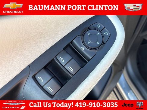 Used 2023 Buick Encore GX Preferred w/ Cold Weather Comfort Package FWD image 12