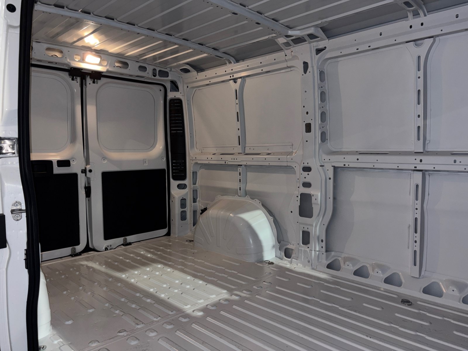 New 2027 RAM ProMaster 1500 FWD image 28