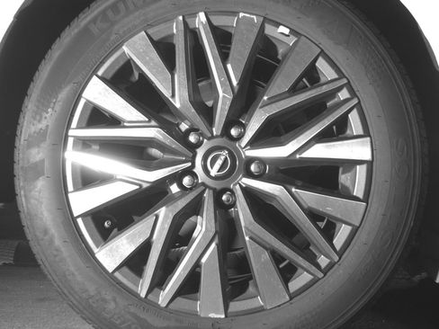 Used 2025 Nissan Altima 2.5 SV image 15