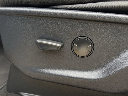 Certified 2022 Ford F150 XLT image 27