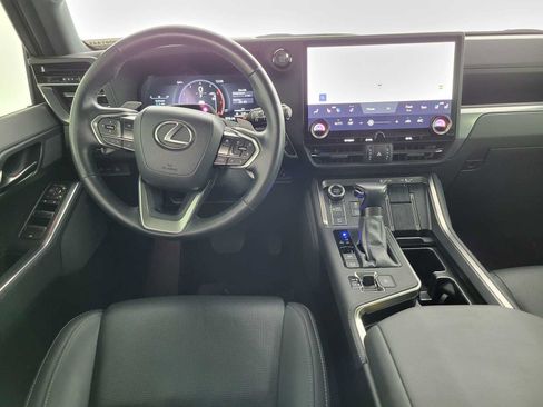 Used 2024 Lexus GX 550 w/ Accessory Package (Z1) AWD/4WD image 22