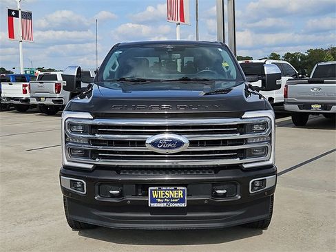 Used 2024 Ford F350 Limited w/ FX4 Off-Road Package image 8