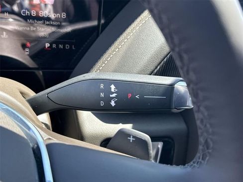 Certified 2025 GMC Yukon XL Elevation AWD/4WD image 16