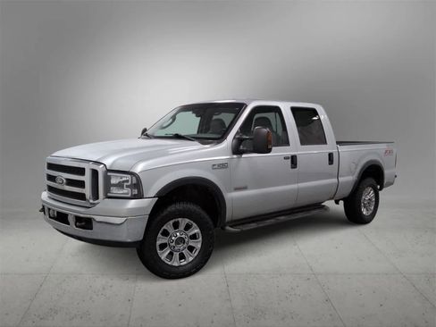 Used 2005 Ford F250 4x4 Crew Cab Super Duty image 1