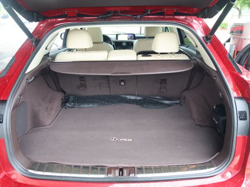 Used 2019 Lexus RX 450h AWD w/ Luxury Package image 37