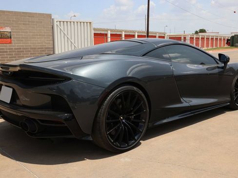 Used 2020 McLaren GT RWD image 5