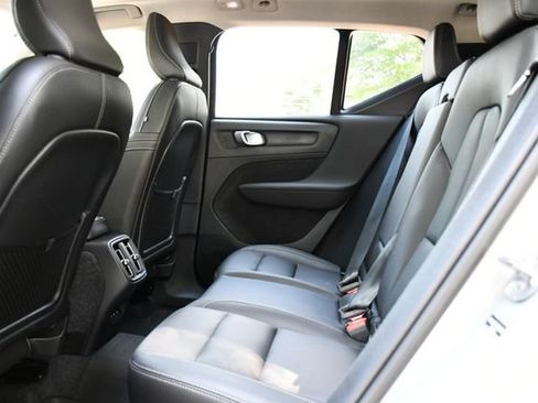 Used 2026 Volvo XC40 B5 Plus AWD/4WD image 16