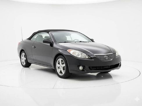 Used 2004 Toyota Solara SE image 3