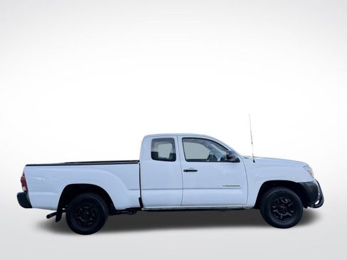 Used 2015 Toyota Tacoma 2WD Access Cab image 4