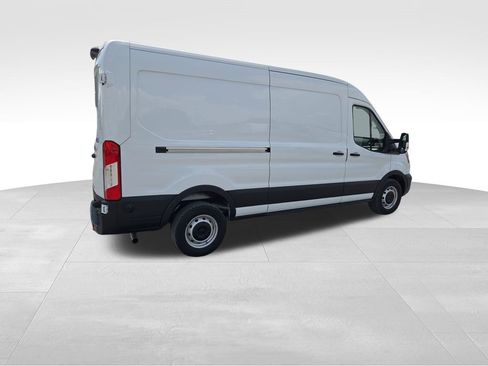 New 2024 Ford Transit 250 148 Medium Roof image 12