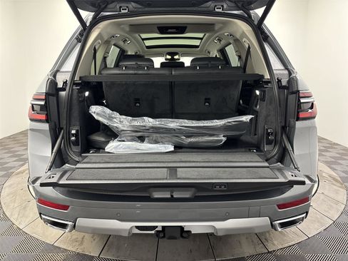 New 2026 BMW X7 xDrive40i w/ Premium Package image 21