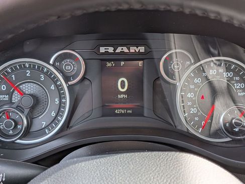 Used 2023 RAM 1500 Big Horn image 15