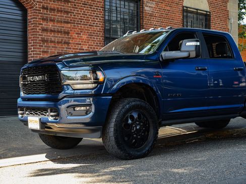 Used 2024 RAM 3500 Limited w/ Night Edition AWD/4WD image 38