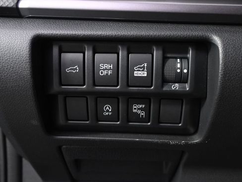 Used 2024 Subaru Forester Premium AWD/4WD image 24