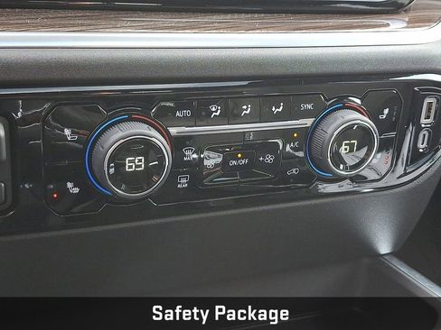 Used 2026 Chevrolet Silverado 1500 RST w/ Dark Appearance Package AWD/4WD image 20