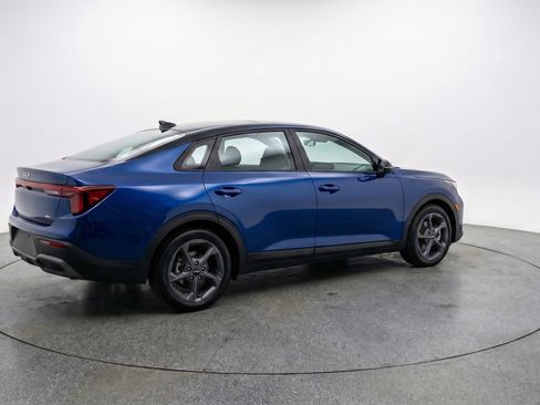 Used 2025 Kia K4 FWD image 9