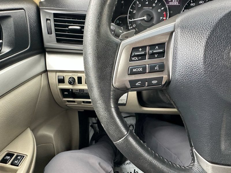 Used 2012 Subaru Outback 2.5i Premium w/ All-Weather Pkg AWD/4WD image 15