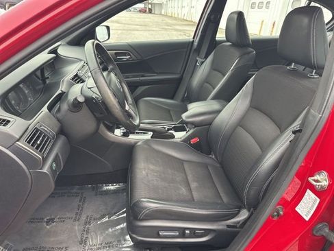 Used 2016 Honda Accord Sport image 28