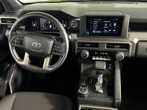 Used 2025 Toyota 4Runner SR5 image 12