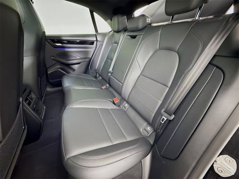 New 2025 Porsche Macan 4S Electric image 23