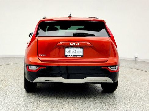 Used 2023 Kia Niro Wave image 6