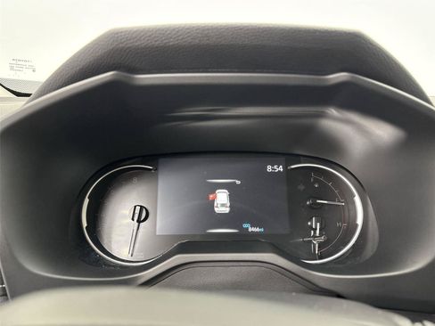 Used 2025 Toyota RAV4 LE AWD/4WD image 28