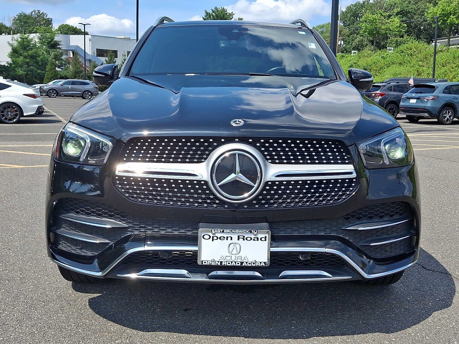 Used 2023 Mercedes-Benz GLE 350 4MATIC image 2