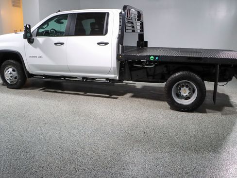 Used 2025 Chevrolet Silverado 3500 W/T w/ WT Convenience Package AWD/4WD image 10