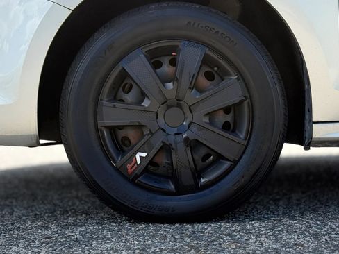 Used 2011 Volkswagen Jetta S FWD image 29