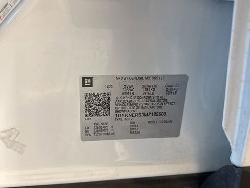 Used 2021 Cadillac XT5 Premium Luxury w/ Platinum Package FWD image 5
