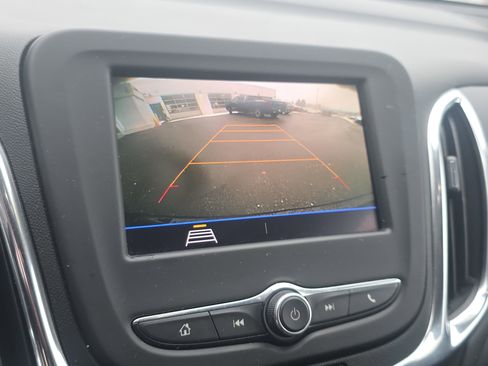 Used 2020 Chevrolet Equinox LT image 29