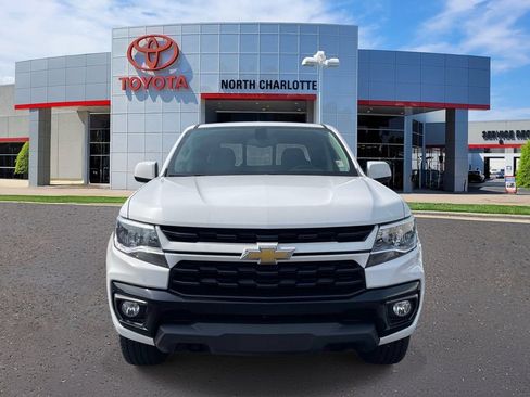 Used 2022 Chevrolet Colorado LT w/ LT Convenience Package AWD/4WD image 3