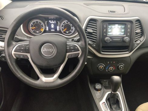 Used 2015 Jeep Cherokee Sport AWD/4WD image 22