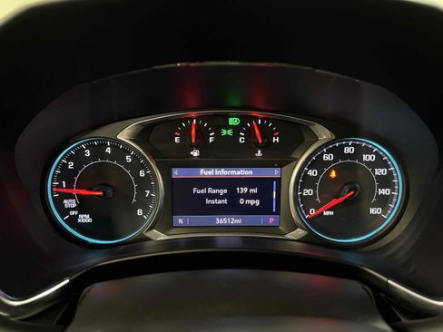 Used 2022 Chevrolet Equinox Premier image 9