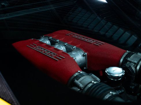 Used 2010 Ferrari 458 Italia Coupe RWD image 79