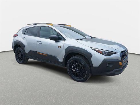 Used 2025 Subaru Crosstrek 2.5i Wilderness w/ Wilderness Package image 3