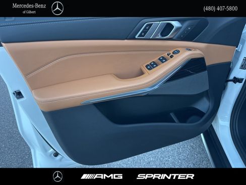 Used 2026 BMW X5 sDrive40i w/ Premium Package image 13