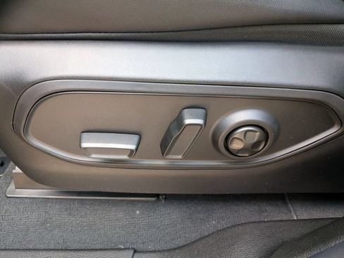 New 2026 Jeep Grand Cherokee Altitude AWD/4WD image 10