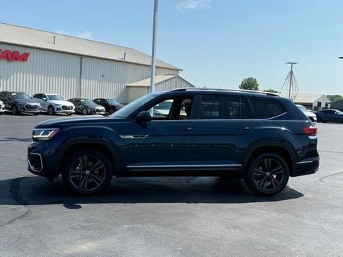 Used 2022 Volkswagen Atlas SEL R-Line image 4