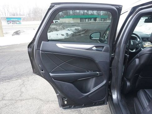 Used 2019 Lincoln MKC Reserve w/ MKC Climate Package image 27