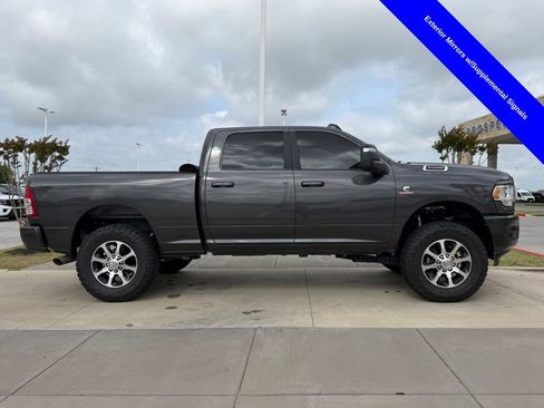 Used 2024 RAM 2500 Big Horn w/ Sport Appearance Package image 22