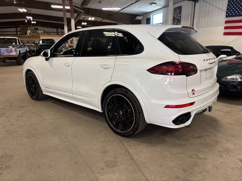 Used 2016 Porsche Cayenne GTS AWD/4WD image 5