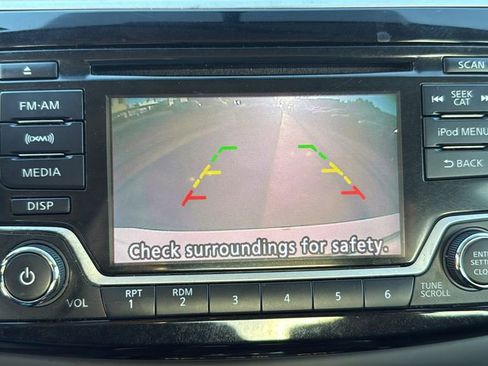 Used 2018 Nissan Sentra SR image 25