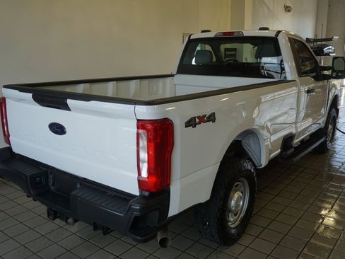 Used 2023 Ford F250 XL image 12