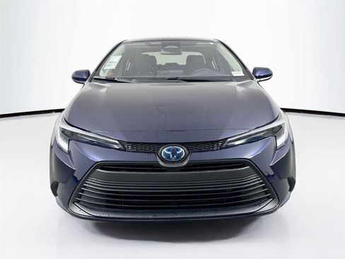 Certified 2025 Toyota Corolla LE w/ LE Premium Package image 8