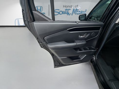 Used 2024 Honda Pilot EX-L image 25
