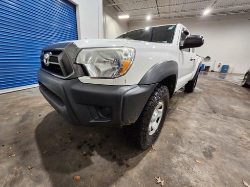 Used 2015 Toyota Tacoma 4x4 Access Cab image 4