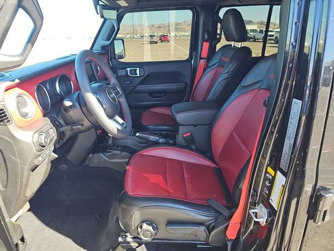 Used 2023 Jeep Wrangler Unlimited Rubicon 4xe AWD/4WD image 5