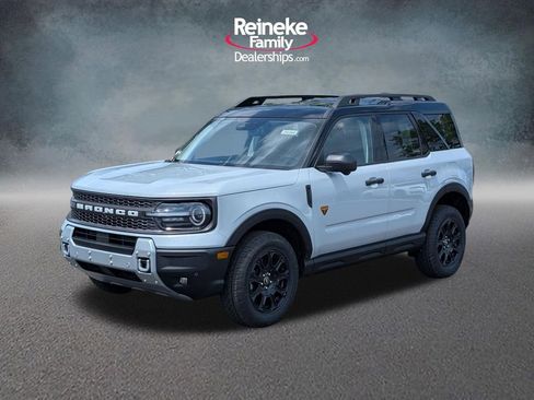 New 2026 Ford Bronco Sport Badlands w/ Badlands Tech Package AWD/4WD image 1